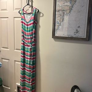 Vineyard vines maxi dress with belted tie